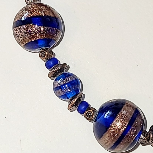 COBALT BLUE COPPER GLITTER STRIPED LAMPWORK BEAD BRACELET - EXTRA LONG - Picture 3 of 5